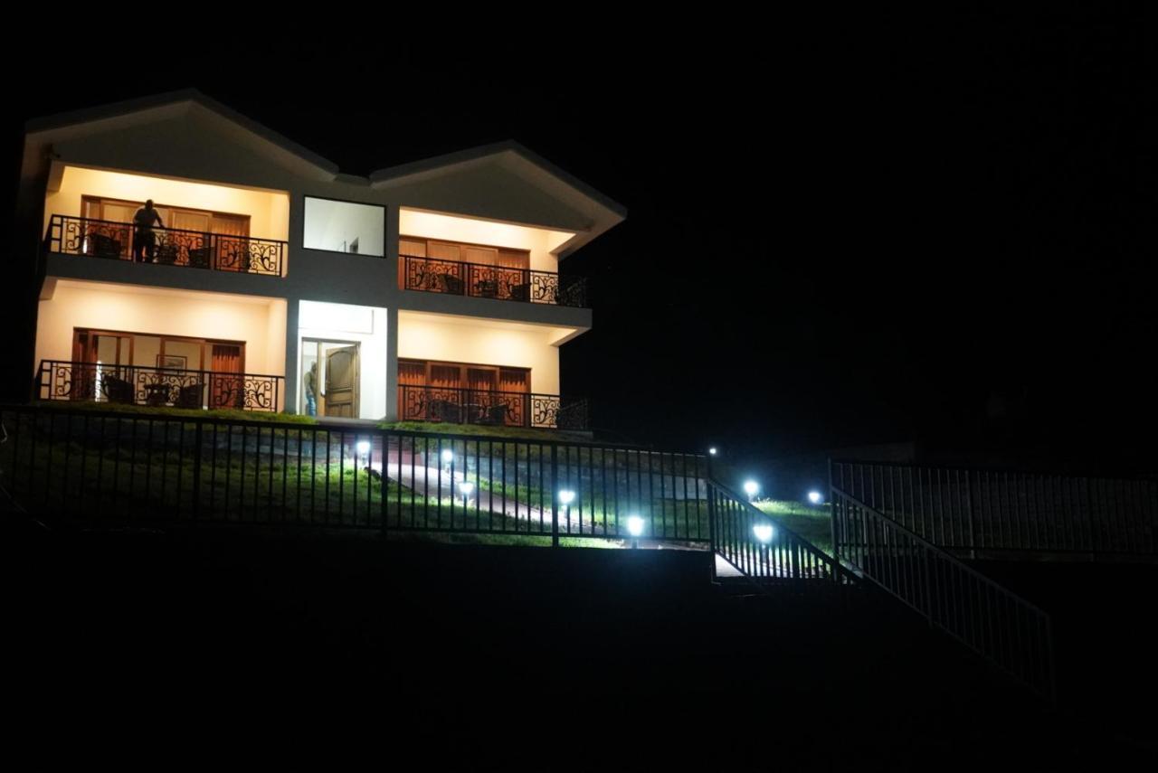 ホテル Acorn House ウーティ エクステリア 写真