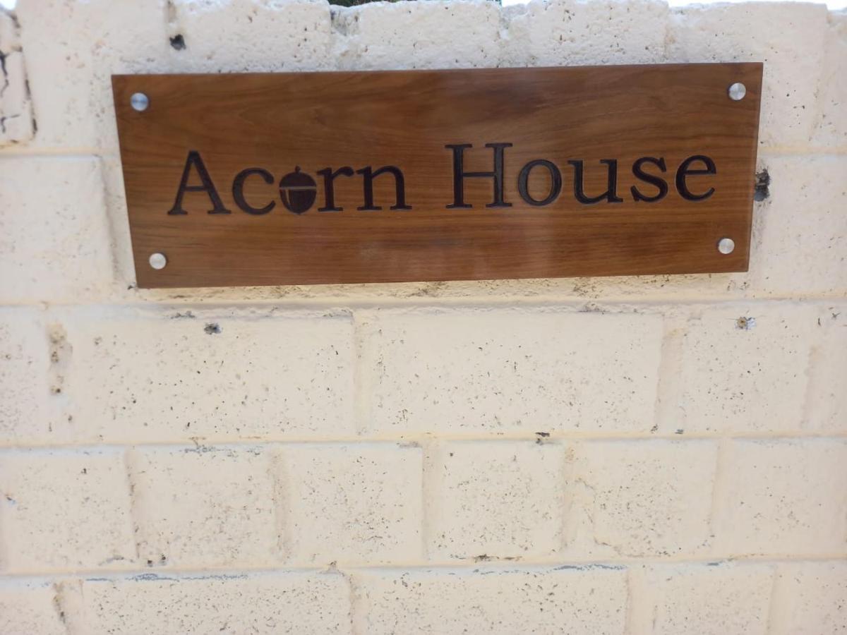 ホテル Acorn House ウーティ エクステリア 写真